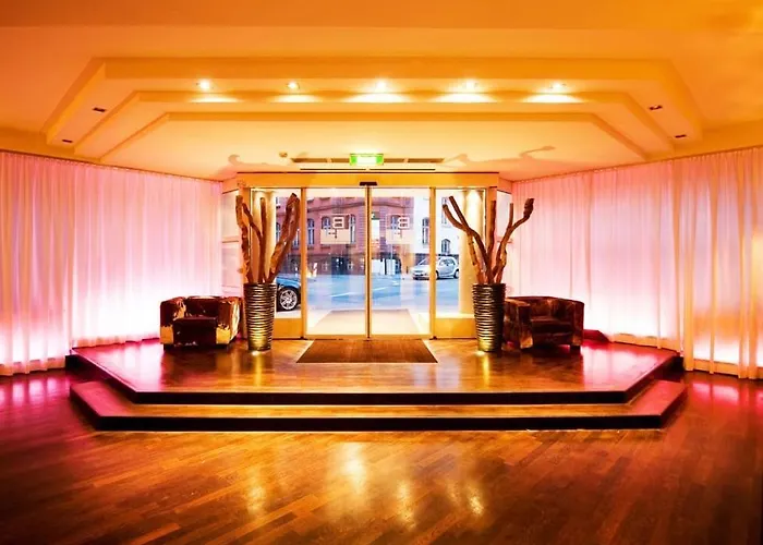 Bristol Hotel - Frankfurt City - Central Station
