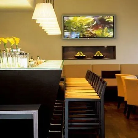 Bristol Hotel - Frankfurt City - Central Station 